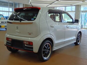 アルト  ターボＲＳベースグレード　4WD