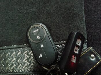 N-BOXカスタム Ｌ　純正ディスプレイオーディオ・バックカメラ　後期型　4ＷＤ