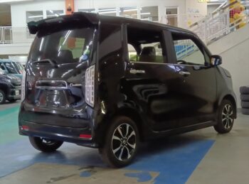 N-WGNカスタム L・ホンダセンシング　純正ナビ・バックカメラ　4WD