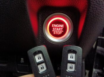 N-WGNカスタム L・ホンダセンシング　純正ナビ・バックカメラ　4WD