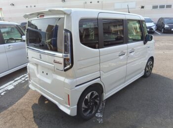 スペーシアカスタム ハイブリットＸＳ 未使用車