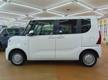 タント Ｘ ターボ ナビ付 4WD