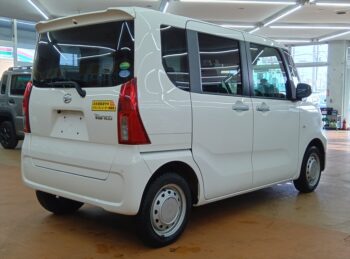 タント Ｘ ターボ ナビ付 4WD