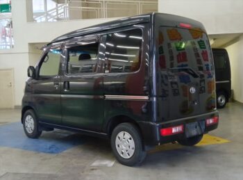 ピクシスバン クルーズ 4WD