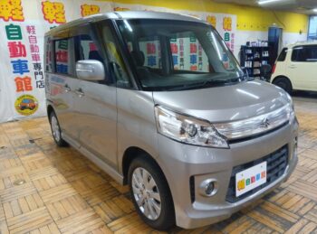 スペーシアカスタム ＧＳ　ナビ　バックカメラ 4WD