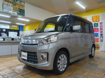 スペーシアカスタム ＧＳ　ナビ　バックカメラ 4WD