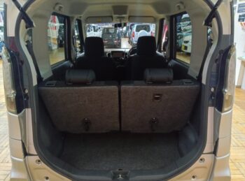 スペーシアカスタム ＧＳ　ナビ　バックカメラ 4WD