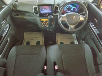スペーシアカスタム ＧＳ　ナビ　バックカメラ 4WD