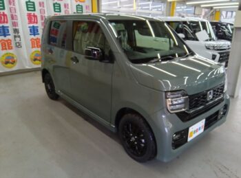 N-WGNカスタム L ブラックスタイル 未使用車 4WD