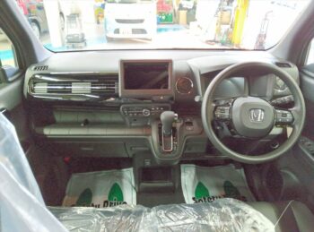 N-WGNカスタム L ブラックスタイル 未使用車 4WD