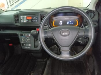 ミライース L　SAⅢ　4WD