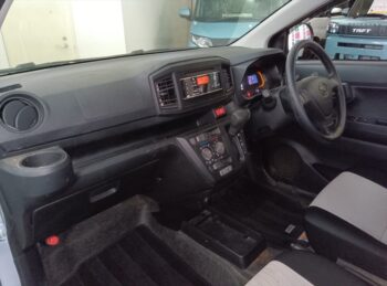 ミライース L　SAⅢ　4WD
