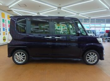 タントカスタム ＲＳ　ＳＡ 4WD