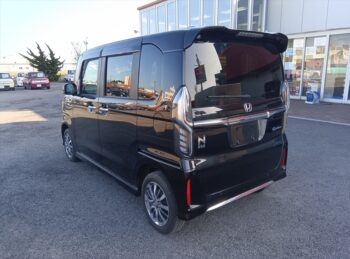 N-BOXカスタム Ｌ 4WD