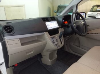 ムーヴ Ｌ　ＳＡ　ナビＴＶ　4ＷＤ