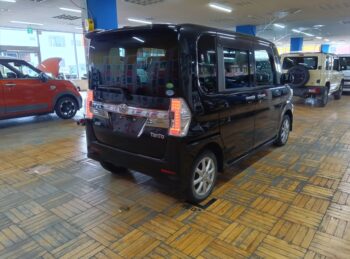 タントカスタム ＲＳ　ＳＡ 4WD ターボ