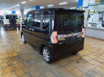 タントカスタム ＲＳ　ＳＡ 4WD ターボ