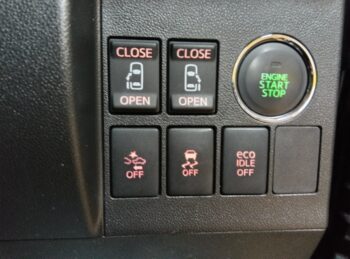 タントカスタム ＲＳ　ＳＡ 4WD ターボ