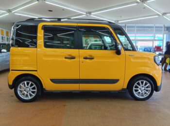 スペーシアギア ハイブリッドＸＺ　ナビ・バックカメラ 4WD