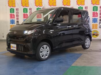 ムーヴ X　未使用車　4WD