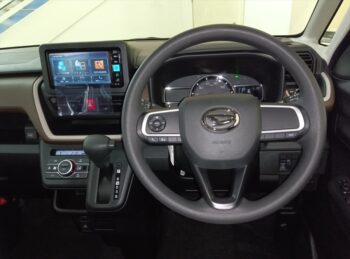 ムーヴ X　未使用車　4WD