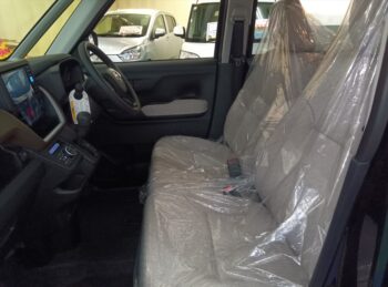 ムーヴ X　未使用車　4WD