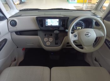 デイズルークス S　純正ナビ・TV　後期型　4WD