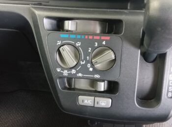 ピクシスエポック Ｌ　ＳＡⅢ　4WD