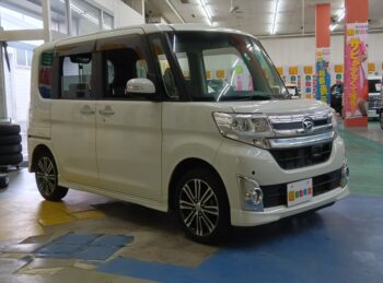 タントカスタム RS　トップエディションSAⅡ　ターボ　純正ナビＴＶ　バックカメラ　4WD