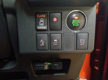 ウェイク Ｘ　ＳＡ　ターボ　純正８インチナビ　ＴＶ　バックカメラ 4WD