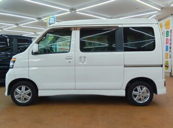 アトレーワゴン カスタム ターボ　R 4WD