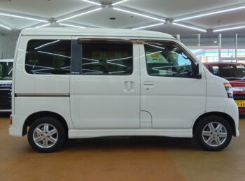 アトレーワゴン カスタム ターボ　R 4WD