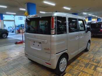 スペーシア ハイブリッドＸ　純正ナビ　バックカメラ 4WD