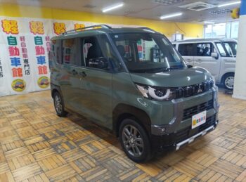 デリカミニ Ｇプレミアム　ナビ　アラウンドビューモニター 4WD