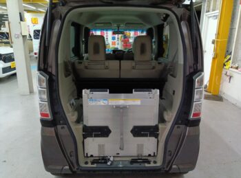 N-BOX+ G・Lパッケージ 福祉車両車いす仕様スローパー 4WD