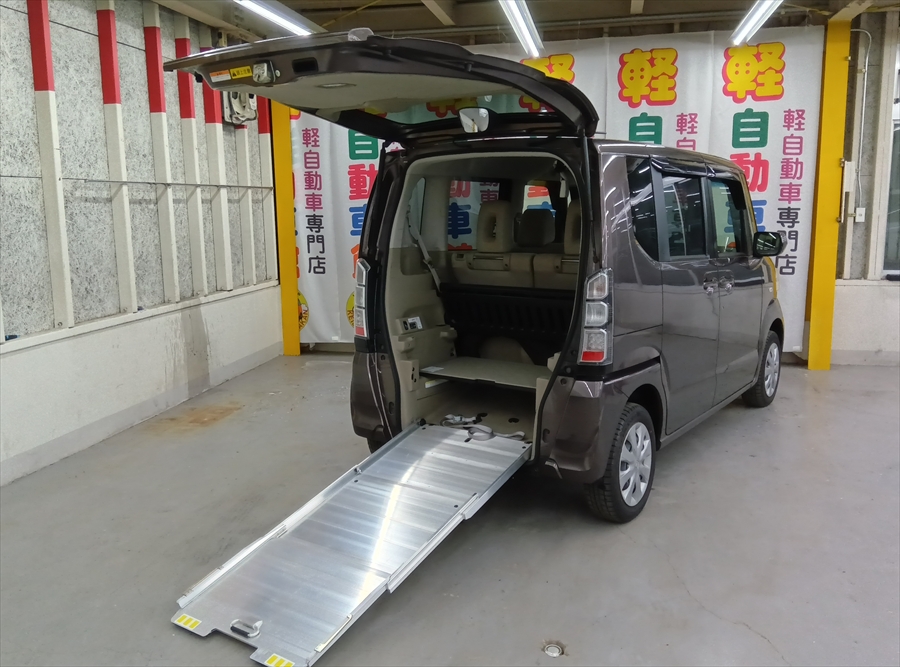 N-BOX+ G・Lパッケージ 福祉車両車いす仕様スローパー 4WD