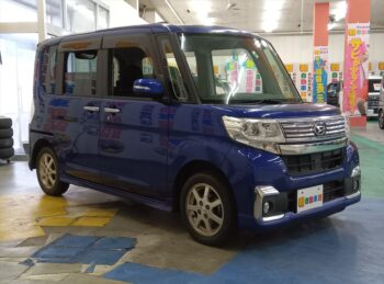 タントカスタム X　後期型　4WD
