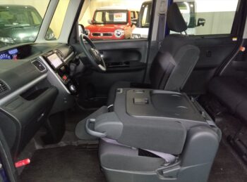 タントカスタム X　後期型　4WD