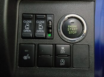 タントカスタム X　後期型　4WD