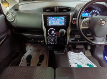 デイズ ハイウェイスターＧターボ　後期型 純正ナビ 4WD