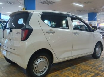 ミライース Ｘ　ＳＡⅢ　ナビ付 4WD