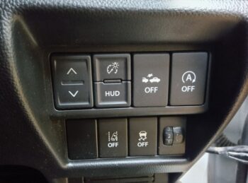ワゴンR ハイブリッドＦＸ　セーフティパッケージ装着車　純正ナビ　TV 4WD