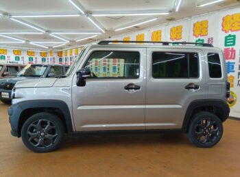 ハスラー タフワイルド ターボ　純正８インチナビ・ＴＶ　現行型 4WD