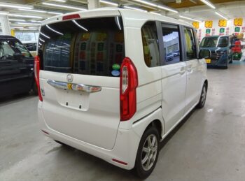 N-BOX G・L ターボ ホンダセンシング ナビ・バックカメラ 4WD