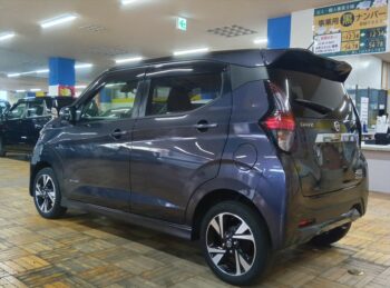 デイズ ハイウェイスターＧターボ　純正９インチナビ　ＴＶ　バックカメラ 4WD