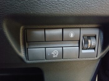 デイズ ハイウェイスターＧターボ　純正９インチナビ　ＴＶ　バックカメラ 4WD
