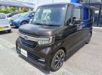 N-BOXカスタム Ｇ・Ｌホンダセンシング ディスプレイオーディオ