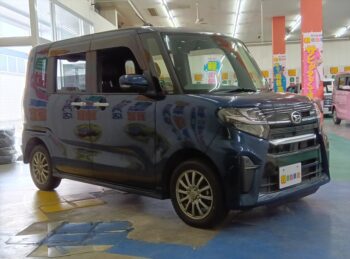 タントカスタム RS　ターボ　純正ナビ・TV　4WD