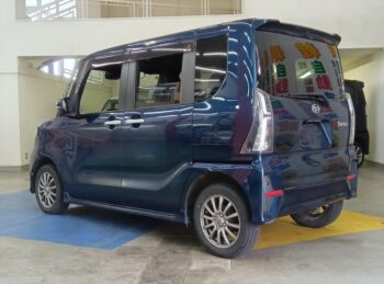 タントカスタム RS　ターボ　純正ナビ・TV　4WD