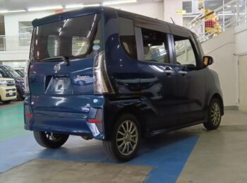 タントカスタム RS　ターボ　純正ナビ・TV　4WD